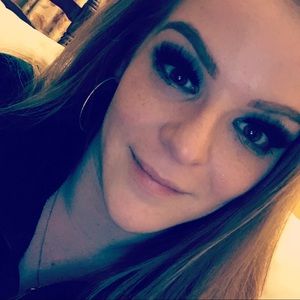 Meet your Posher, Corey